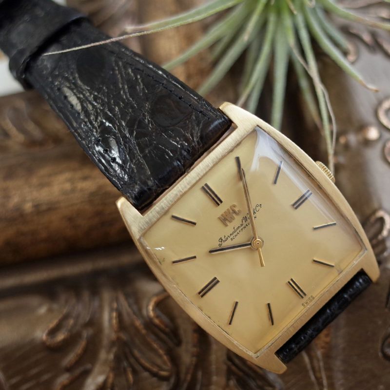 IWCシャフハウゼンcal.852メンズ18K 金無垢 アンティーク18k IWC オートマチック 18Kイエローゴールド Cal.852 オールド